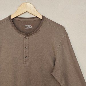 UNTUCKit Long Sleeve Henley L